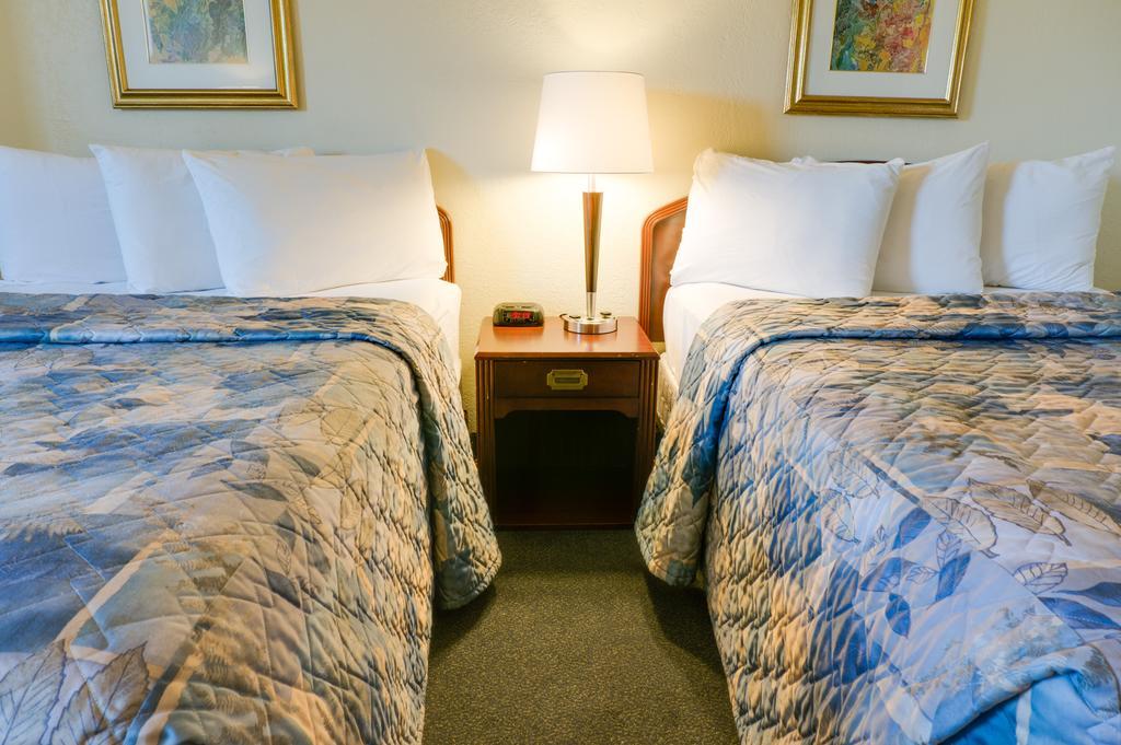 Travelodge Calgary Macleod Trail Quarto foto